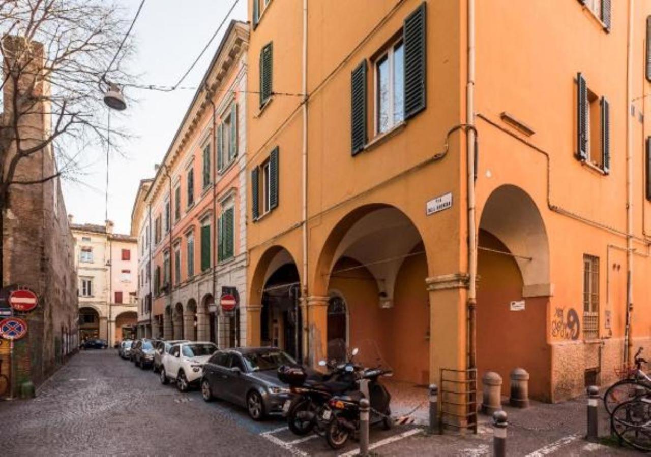 Versace'S House - Abbadia Four And Nice Bologna Exterior photo